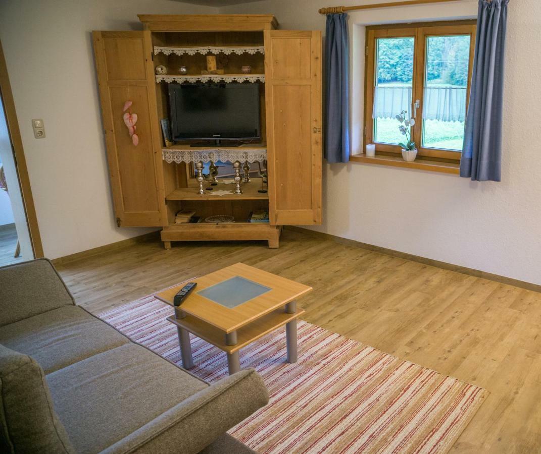 Geigers Ferienhaus Tiefenbach bei Oberstdorf Luaran gambar
