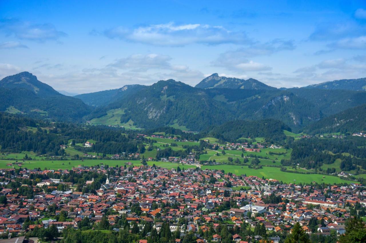 Geigers Ferienhaus Tiefenbach bei Oberstdorf Luaran gambar