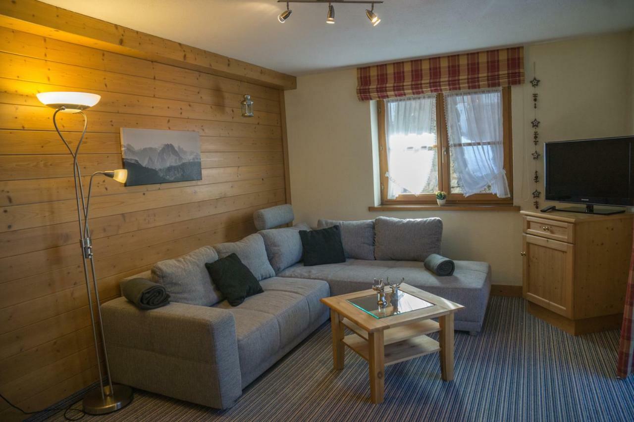 Geigers Ferienhaus Tiefenbach bei Oberstdorf Luaran gambar
